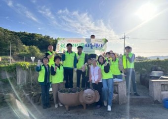 고흥읍 지역 사회 보장 협의체, 마음의 꽃 한송이! 반려 식물 나눔 행사!!!